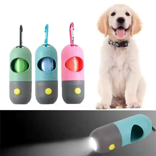 מחזיק שקיות עם תאורה שמלווה אותך בכל טיול 🐾💡